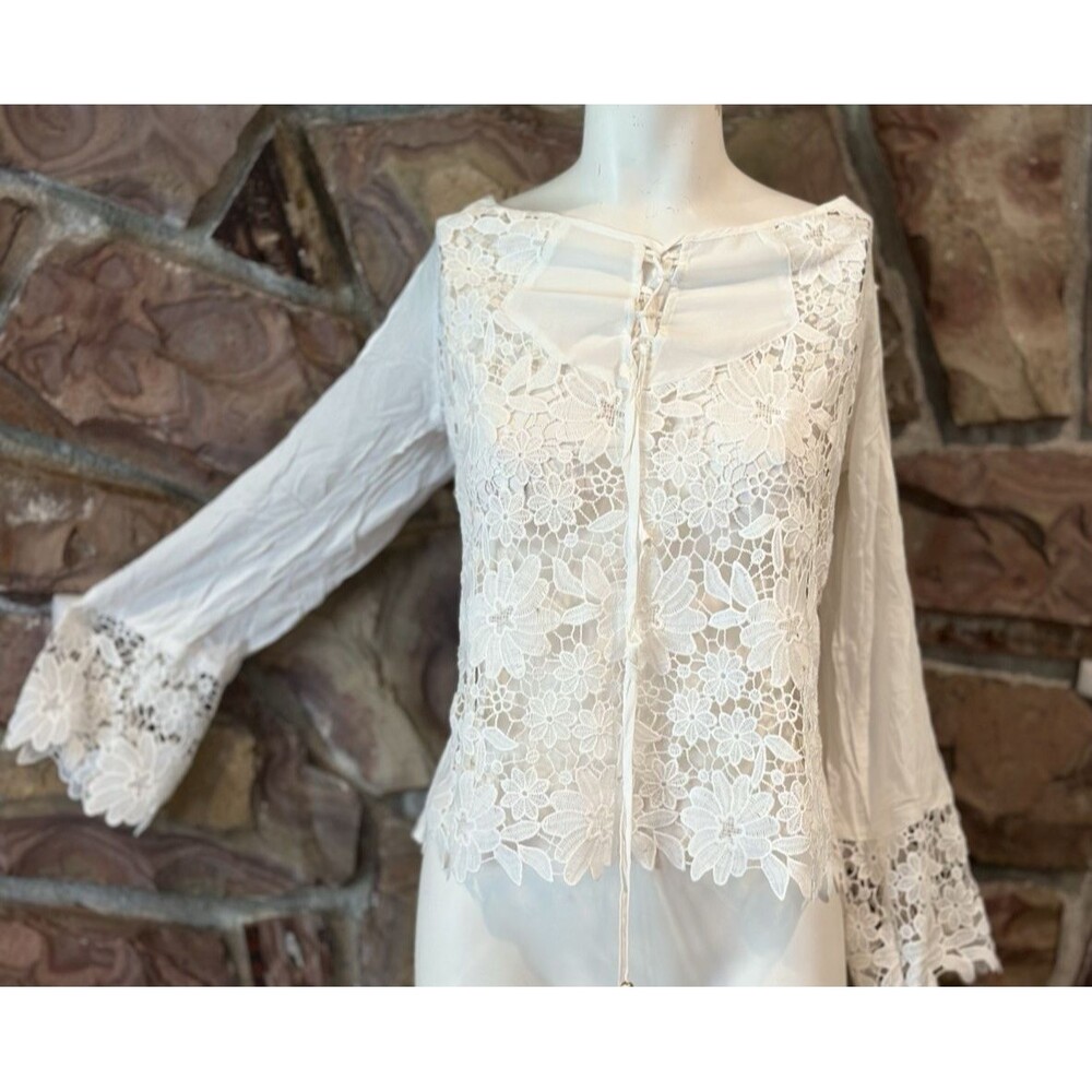 Vintage y2k  Boho Lace Flare Sleeve‎ Open Back Blouse Size S/M  coastal cottage